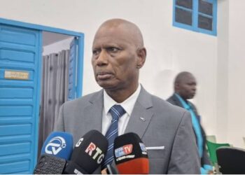 PRESSE- HAC–Médias : une mise en garde contestée contre la parole des partis suspendus