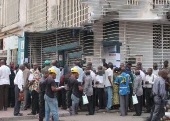 ECONOMIE- Salaires en otage : quand les banques épuisent les travailleurs guinéens