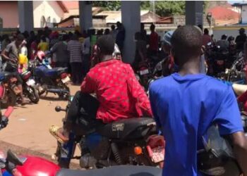 ACTUALITES-  Carburant introuvable à Conakry : la grève des transporteurs plonge la capitale dans la panne sèche