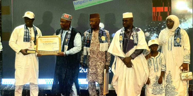 ACTUALITES- Grand Prix du Mérite : le Général Mamadi Doumbouya honoré pour son leadership et sa vision réformatrice