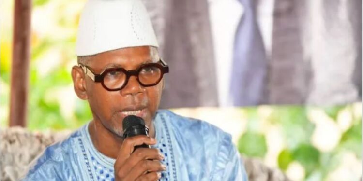 ACTUALITES- Présidentielle 2025 : le Pr. Lamarana Petty Diallo appelle les Guinéens à soutenir le Général Doumbouya comme lors du référendum