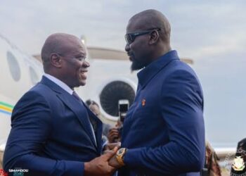 ACTUALITES- « Deux généraux, un destin : la transition africaine prend forme à Conakry »