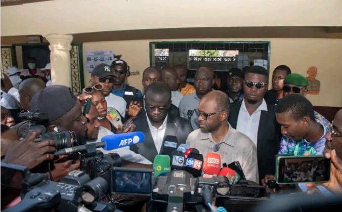 PRESIDENTIELLE 2025- Dans le calme de Lambanyi, Abdoulaye Yéro Baldé vote et appelle au respect du verdict populaire