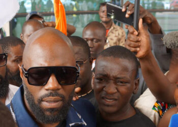 ETRANGER- Bénin : mandat d’arrêt international contre Kemi Seba après l’échec du putsch