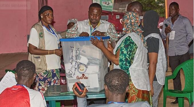 POLITIQUE- Au lendemain des urnes, la Guinée face à son miroir politique