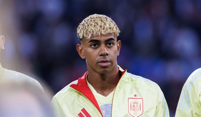 SPORT/FOOT- Lamine Yamal s’offre l’ex-villa de Shakira pour 11 millions d’euros