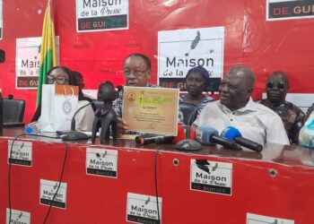 CULTURE- À Kak’lentch-Kamsar, le masque D’mba au cœur d’un festival entre mémoire, écologie et renaissance culturelle