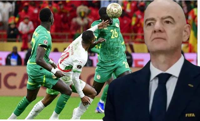 SPORT/FOOT-  Finale sous tension : quand l’arbitre refuse la VAR et enflamme la CAN