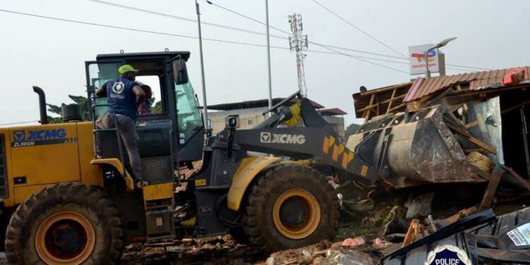 ACTUALITES- Matoto : déguerpissement musclé le long des routes, commerçants entre colère et résignation
