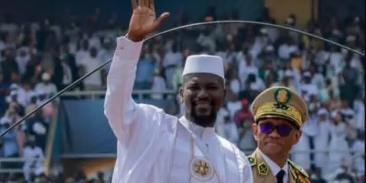 POLITIQUE- Investiture de Mamadi Doumbouya : la main tendue d’un président pour rassembler la Guinée