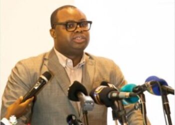 POLITIQUE- Bernard Gomou au Palais : le retour d’un homme d’expérience dans l’ombre du pouvoir