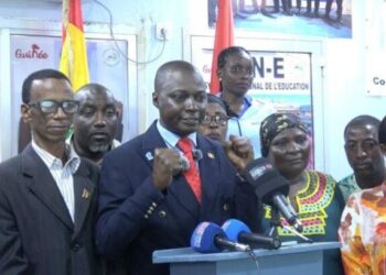 ACTUALIES- Éducation en Guinée : l’État rouvre le dialogue syndical sous la pression des dossiers d’enseignants recalés