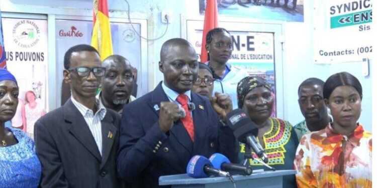 ACTUALIES- Éducation en Guinée : l’État rouvre le dialogue syndical sous la pression des dossiers d’enseignants recalés