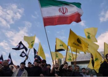 ETRANGER- Liban sous tension : le Hezbollah sort de sa réserve après la mort de Khamenei