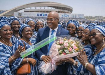 ACTUALITES – Hommage aux bâtisseuses de l’ombre : Ousmane Gaoual Diallo célèbre la force féminine du ministère
