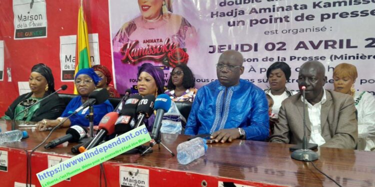 CULTURE- Hadja Aminata Kamissoko signe son grand retour avec un double album ambitieux et un concert événement au Palais du Peuple