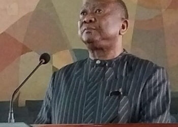 JUSTICE- CRIEF : cinq ans de prison requis contre l’ex-ministre Oyé Guilavogui dans un dossier de plusieurs milliards