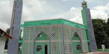 ACTUALITES- Sous le soleil brûlant de Condéta 3, une mosquée rassemble tout un quartier : le pari spirituel d&rsquo;Elhadj Sylla Aboucar