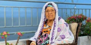 NECROLOGIE – Décès de Hadja Andrée Touré : Mamadi Doumbouya salue la mémoire d’une figure de l’histoire guinéenne