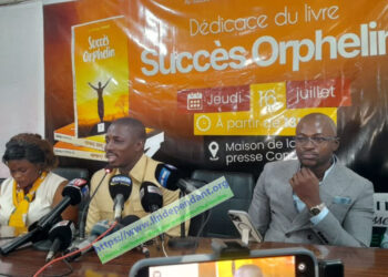 LITTERATURE- Littérature : Aly Badara Condé dédicace Succès Orphelin, un plaidoyer pour la résilience et l’espoir