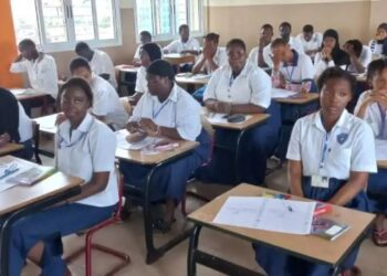EDUCATION- Édito – Bac 2026 : quand la Moyenne-Guinée sauve l&rsquo;honneur d&rsquo;une République sous surveillance