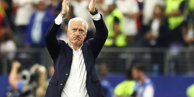 SPORT/FOOT- Deschamps s’en va, mais le vrai problème des Bleus reste entier : où est le nouveau Zidane ?
