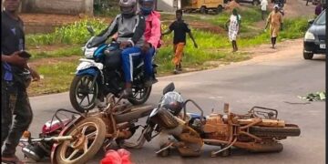 INSECURITE- ROUTIERE- Dubréka : deux jeunes perdent la vie dans une violente collision à Kénédè