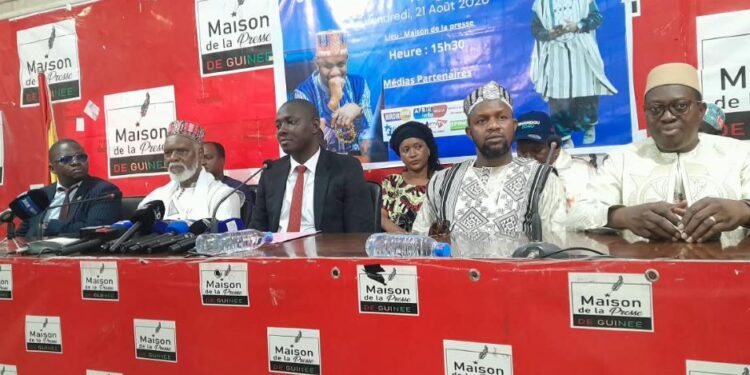 CULTUTRE- Mamadou Thug honoré pour son engagement culturel et dédie son prix au président Mamadi Doumbouya