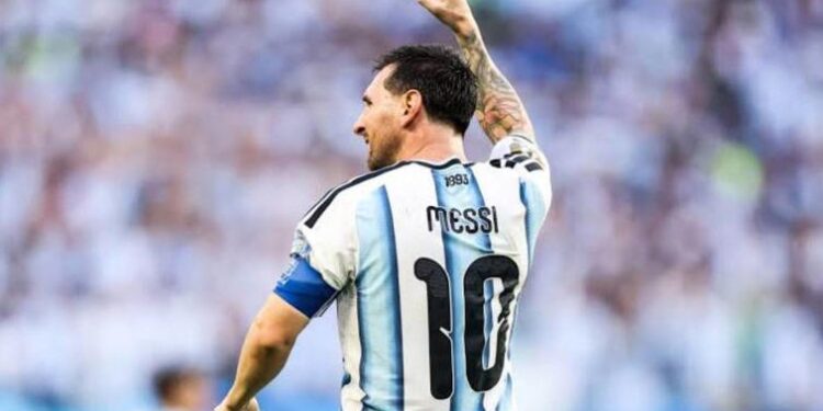 SPORT/FOOT- Lionel Messi tire sa révérence : le capitaine de l’Albiceleste quitte la scène internationale