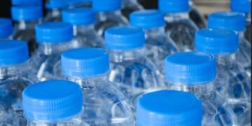 ACTUALITES- Guinée : le gouvernement met en garde contre la hausse « injustifiée » du prix de l’eau embouteillée